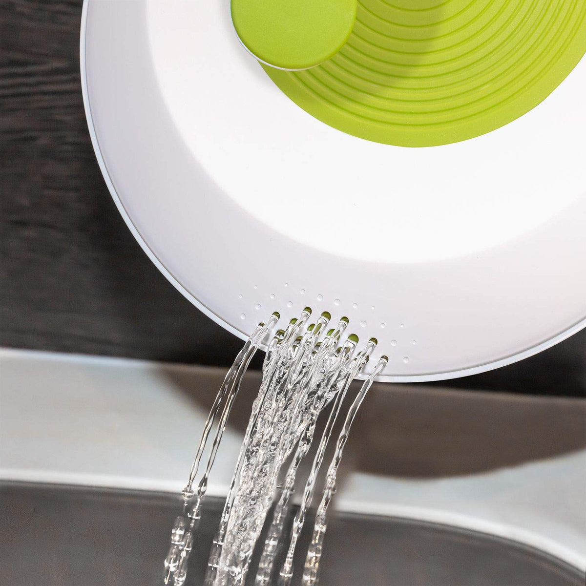 Spinderella Salad Spinner by Westmark – 4.4 l, Plastic, Apple Green, Non-slip, Model 243022EA