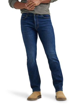 Men's Extreme Motion Regular Straight Jean Night Owl 34W x 32L by Lee – 34W x 32L, Cotton, Night Owl, Model 20160-51-34W x 32L