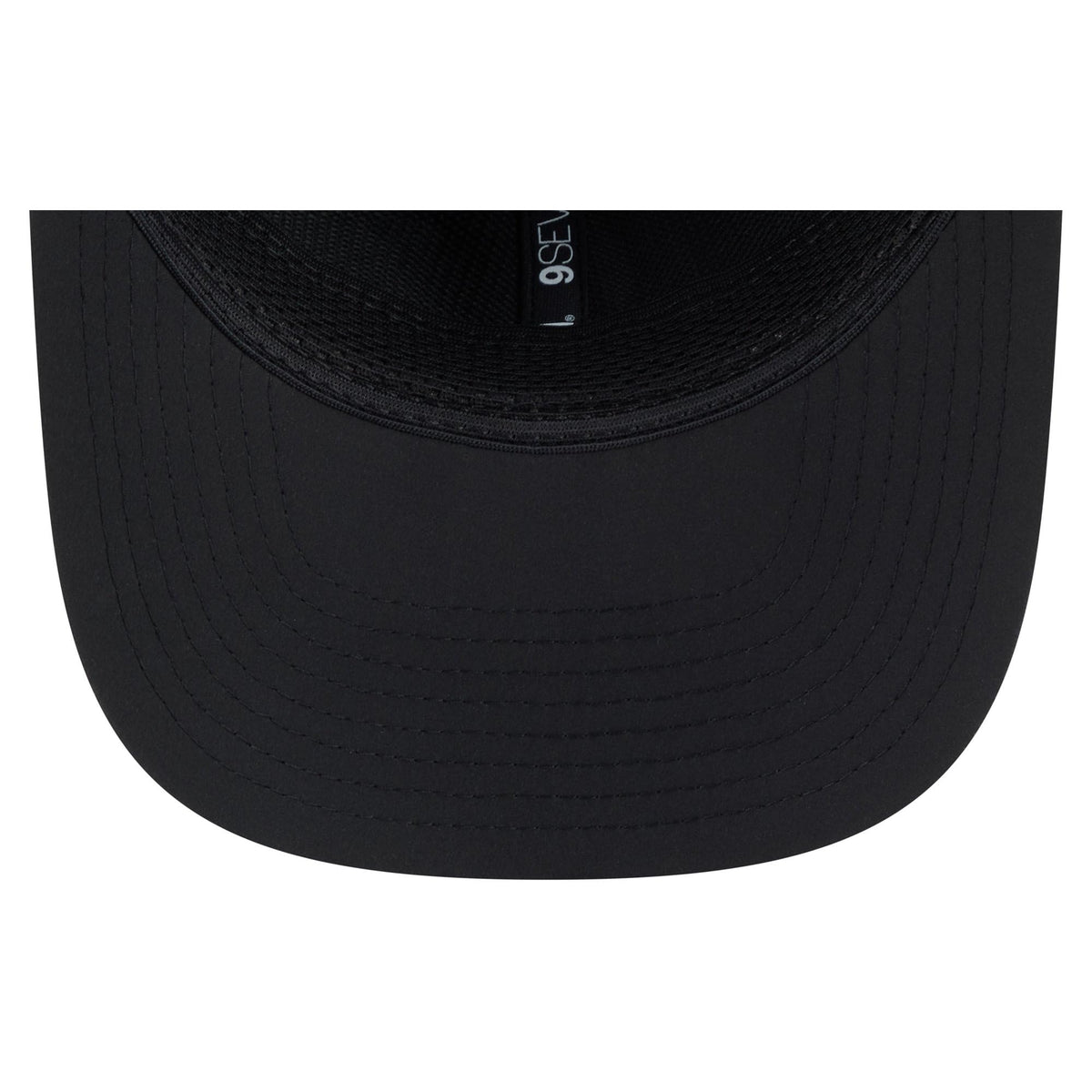 Men's Black Cincinnati Bengals Sideline 9SEVENTY Adjustable Hat by New Era – 84% Polyester/16% Elastane, Cincinnati Bengals, Black, Model 2026