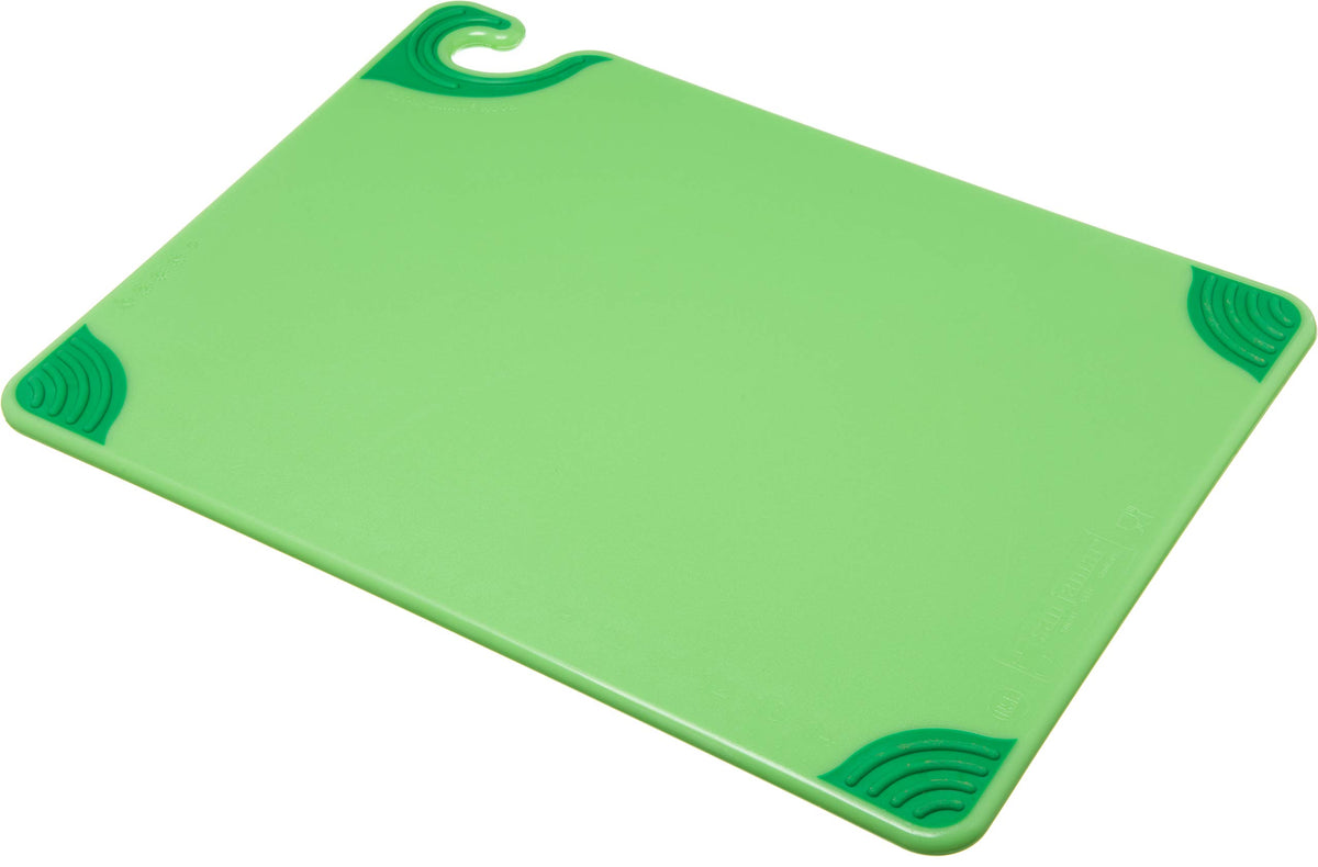 Carlisle Sanitary Maintenance B378727 Saf-T-Grip Cutting Boards Green - 15 x 20 x 0.5 in. by San Jamar – 20"L x 15"W, Plastic, Green