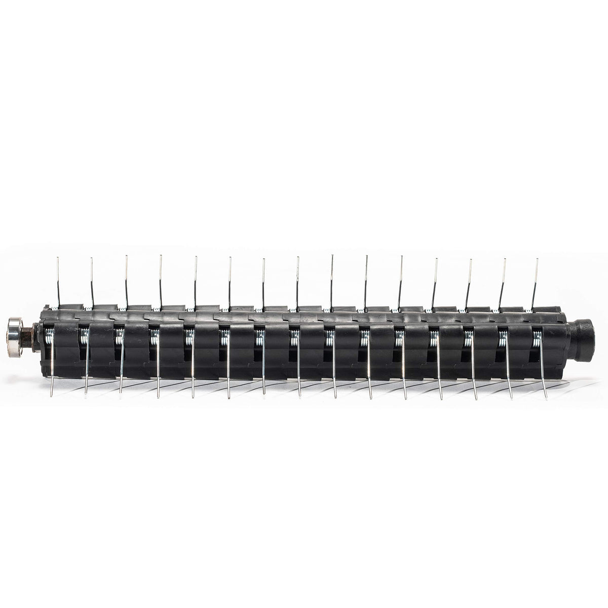 13-Amp 16-Inch Dethatcher by Earthwise – 16-Inch, 13-Amp Bundle, Alloy Steel, with Scarifier Blade and Collection Bag, Model DT71613AA