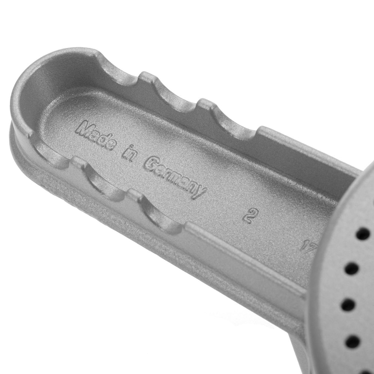 Spätzle and Potato Ricer by Westmark – 41 x 9.3000000000000007 x 11 cm, aluminium, Silver, Model 61102230