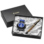 Custom 823 Fountain Pen by PILOT – 1 Count (Pack of 1), Glass, Amber, Model 60558