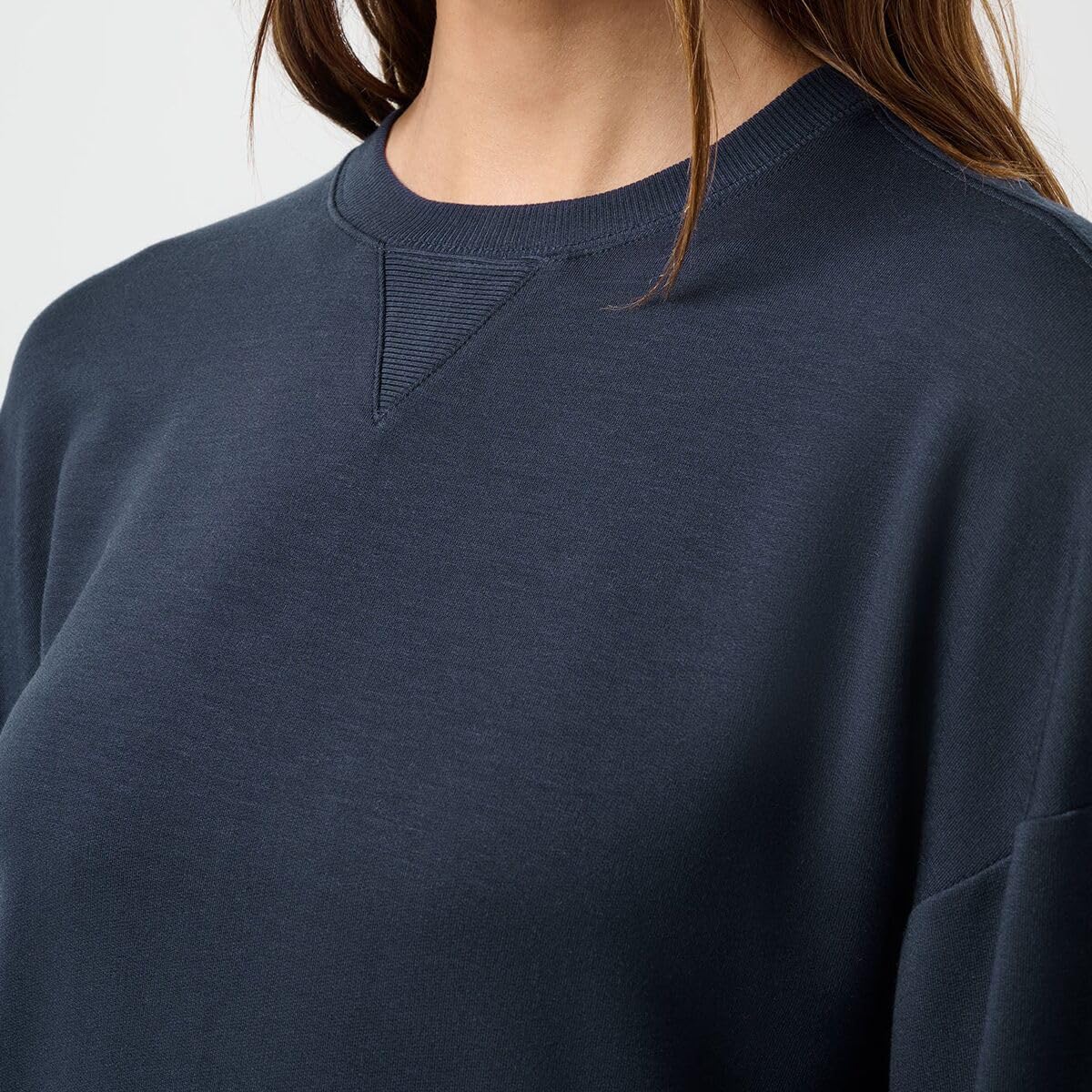 Cloud Terry Crew by by TravisMathew – Lyocell, Spandex, Navy Blazer