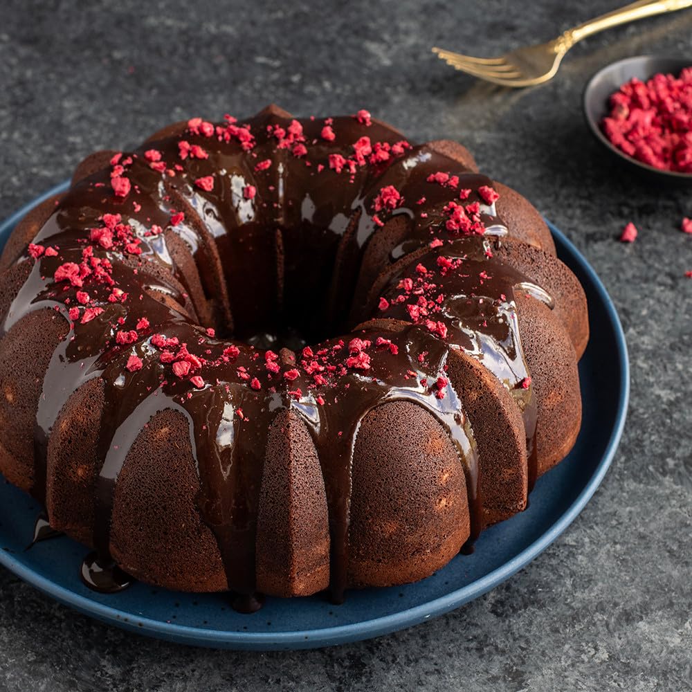 Anniversary Bundt by Nordic Ware – 15 Cup (Pack of 1), 15.0 cups, Aluminum, Original, Model 50037