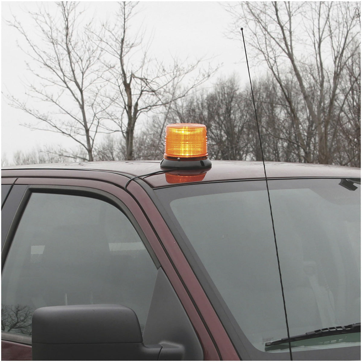 Buyers Products by Buyers Products Company – 6 x 10 x 8, Plastic, Amber, Model SL645ALP