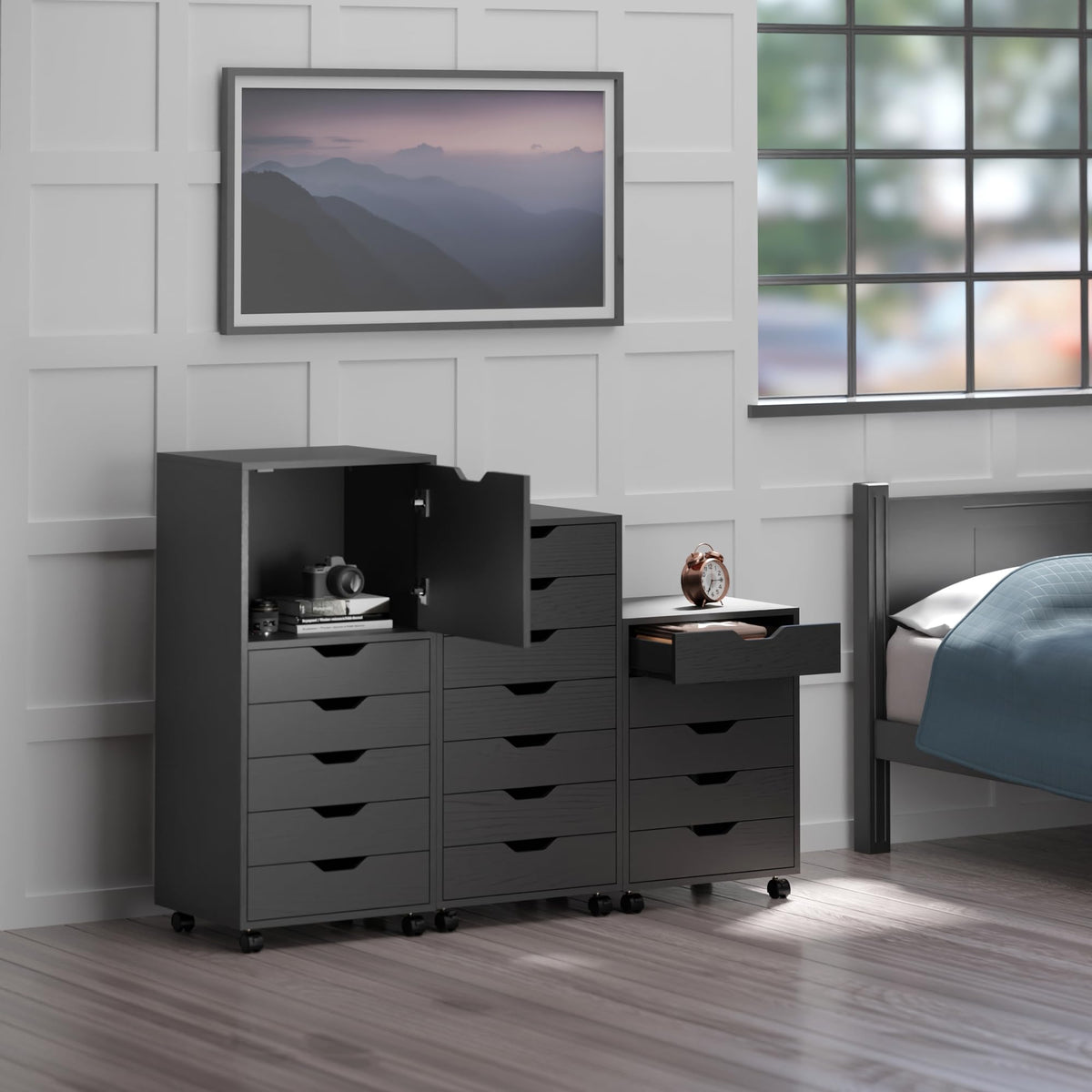 Winsome Black / 1 Door, 17 Drawers / Transitional Storage Drawer Units