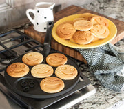 Nordic Ware Silver / Smiley Face Pancake / 10 1/2 inch diameter Specialty & Novelty Cake Pans