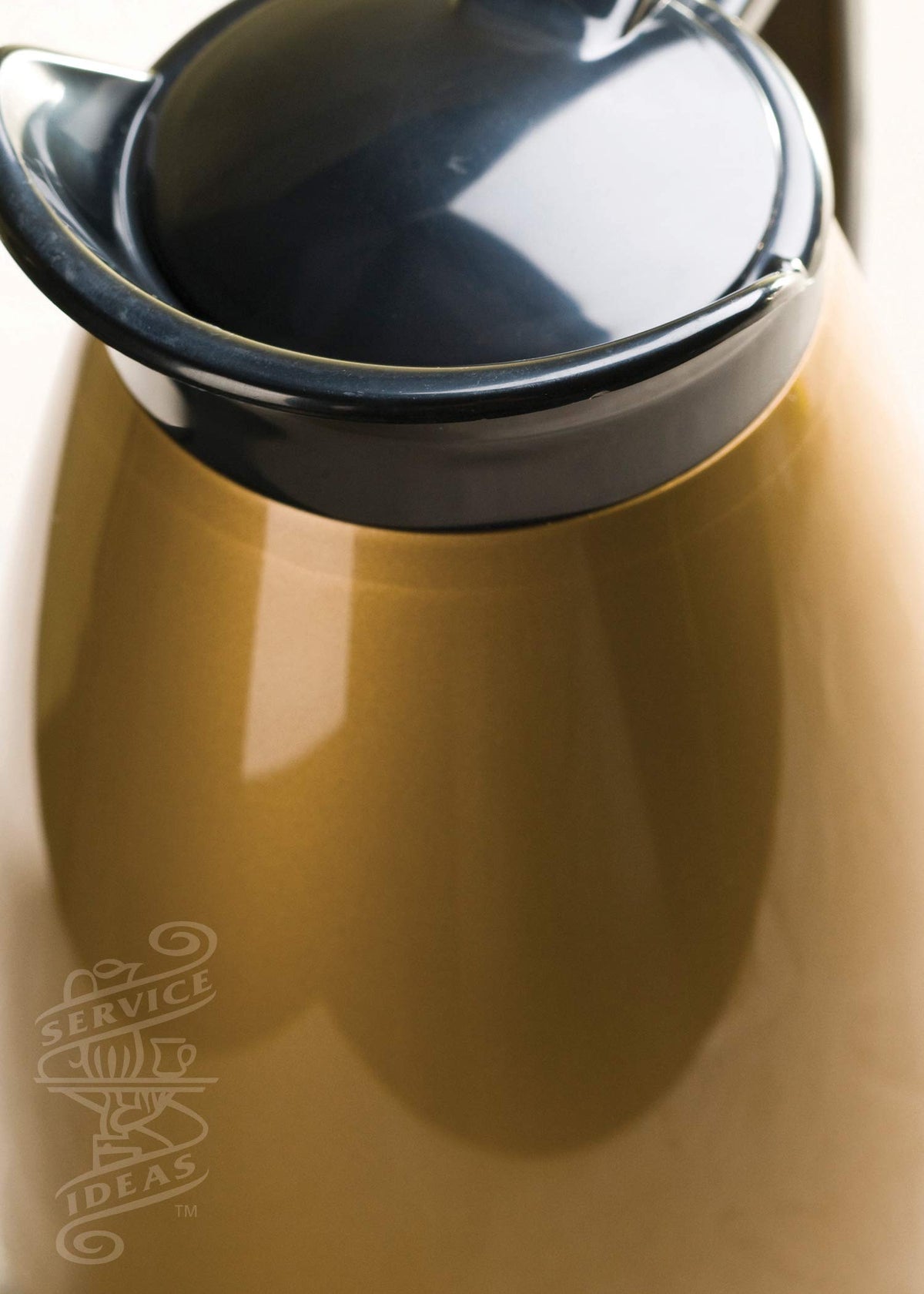 Service Ideas Gold/Black / 20.3 Ounces / 0.6 liters Thermal Carafes