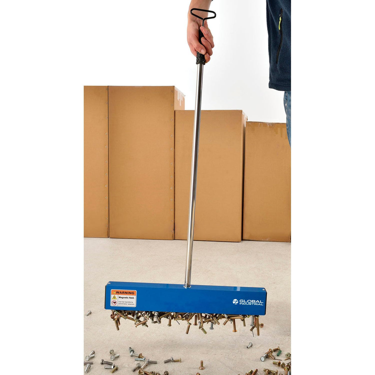 Global Industrial 1.75"L x 20"W x 36.88"H / Silver/Blue / Industrial Magnetic Sweepers