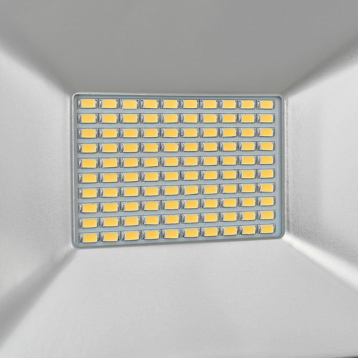 LED Flood Light by Global Industrial – 9.5"L x 1.65"W x 6.61"H, Die Cast Aluminum Housing, Bronze, Model CSFL-50-5K