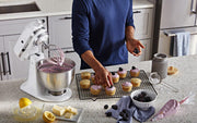 KitchenAid White / Mixer / 4.5 Q Stand Mixers