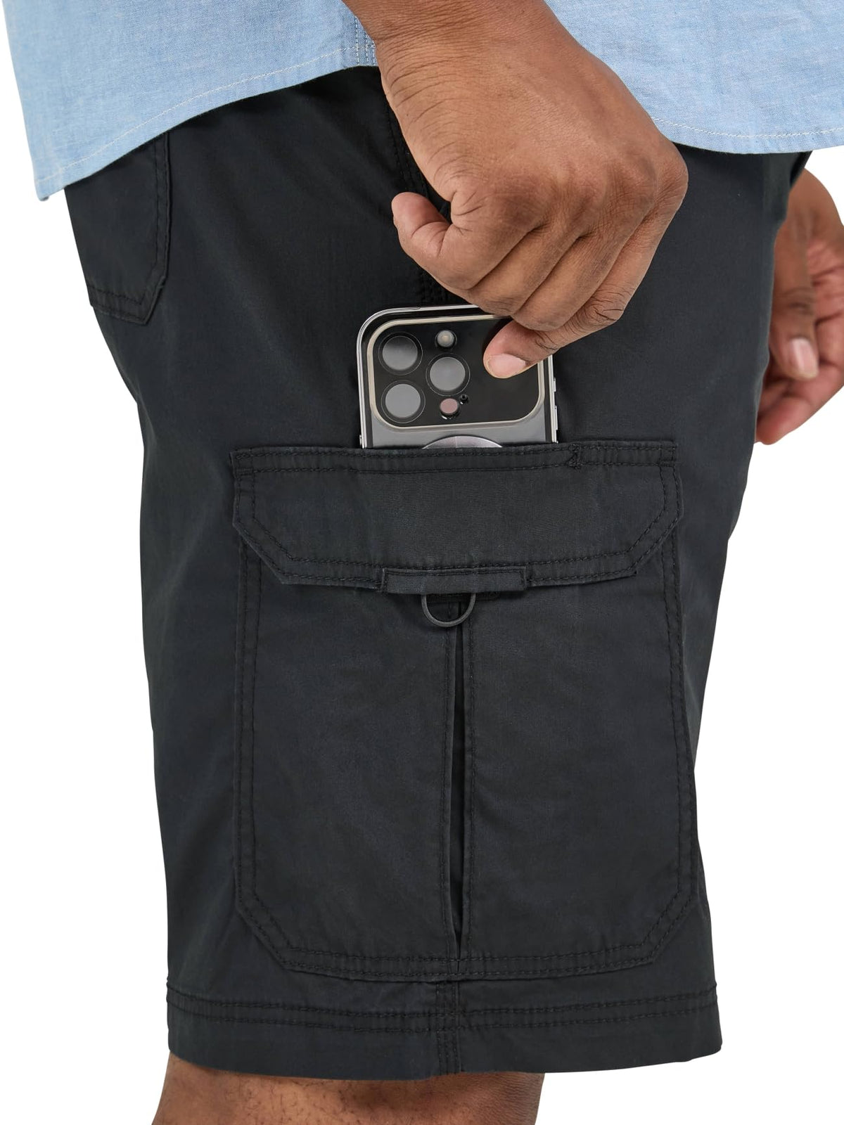 Men's Big & Tall Extreme Motion Crossroad Cargo Short by Lee – 46 Big, Cotton Blend, Black, Model 2287019