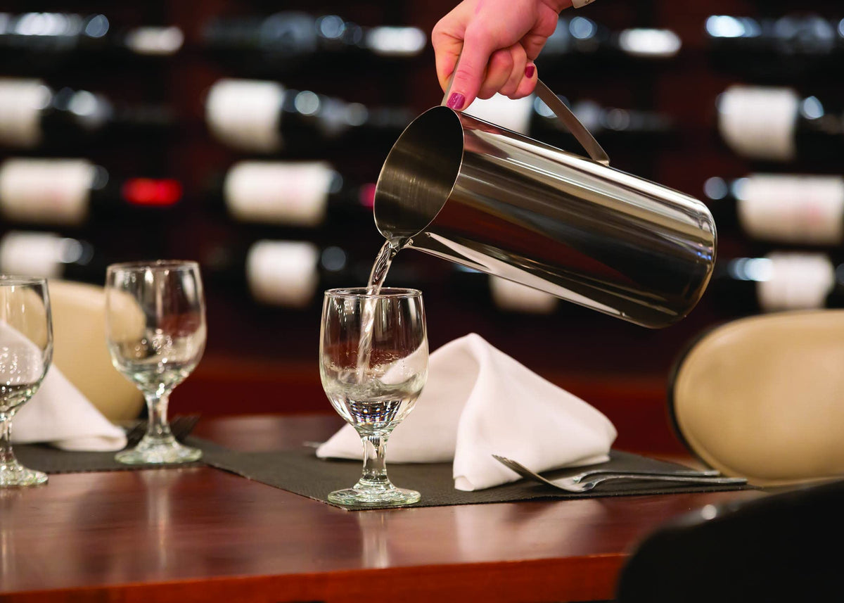Service Ideas Polished / Without Ice Guard / 64 Ounces Jugs