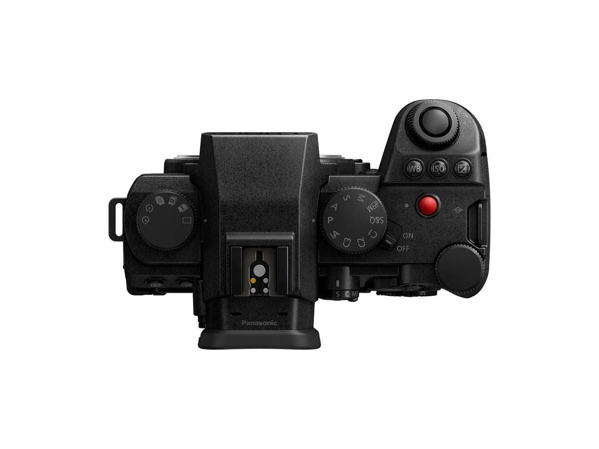 Panasonic Body Only / Black-9 / 1 Mirrorless Cameras