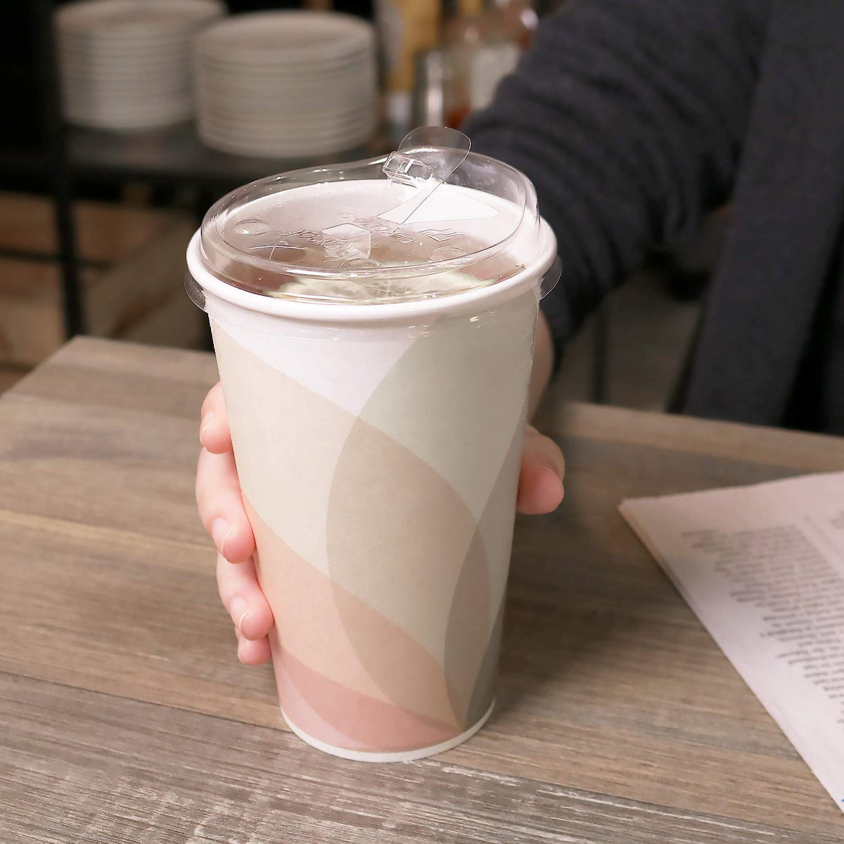 PET Strawless Sipper Lid for 12-22 oz 90mm Paper Cold Cup (Case of 1000) by Karat – 90 mm Strawless, 22.0 ounces, Polyethylene Terephthalate, Clear, Pack of 1000