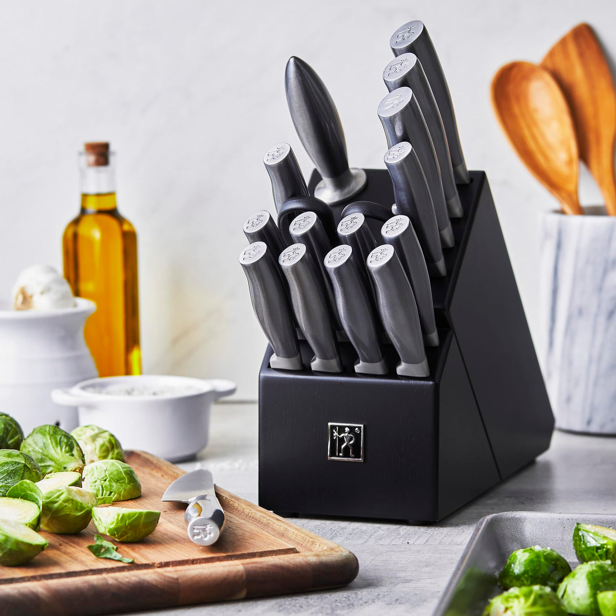Graphite 17-pc Knife Block Set by HENCKELS – 17-pc, Stainless Steel, Pack of 17, Model 17634-217