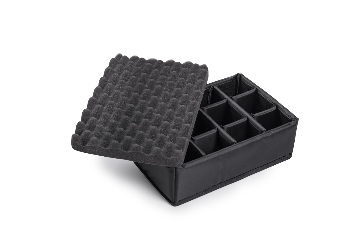 B&W International Black / Type 4000 / Padded Divider Camera Cases