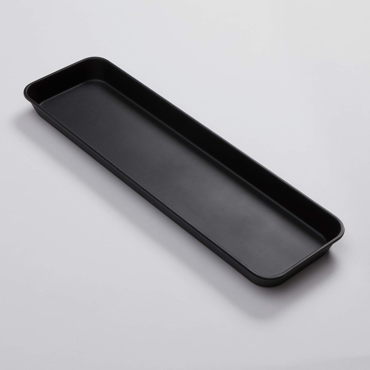 American Metalcraft 29.8" x 8.5" x 2" / Black / Modern Serving Trays
