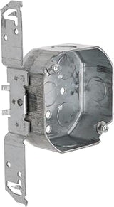 Hubbell Raco 161 1-1/2-Inch Deep, 1/2-Inch Side Knockouts, Wood/Metal Stud Bracket 4-Inch Octagon Box