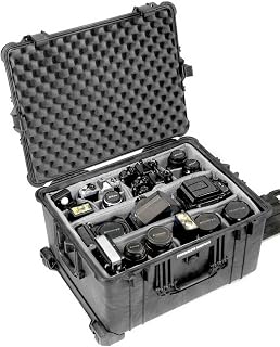 Pelican 1620 Case with Padded Dividers (Black)