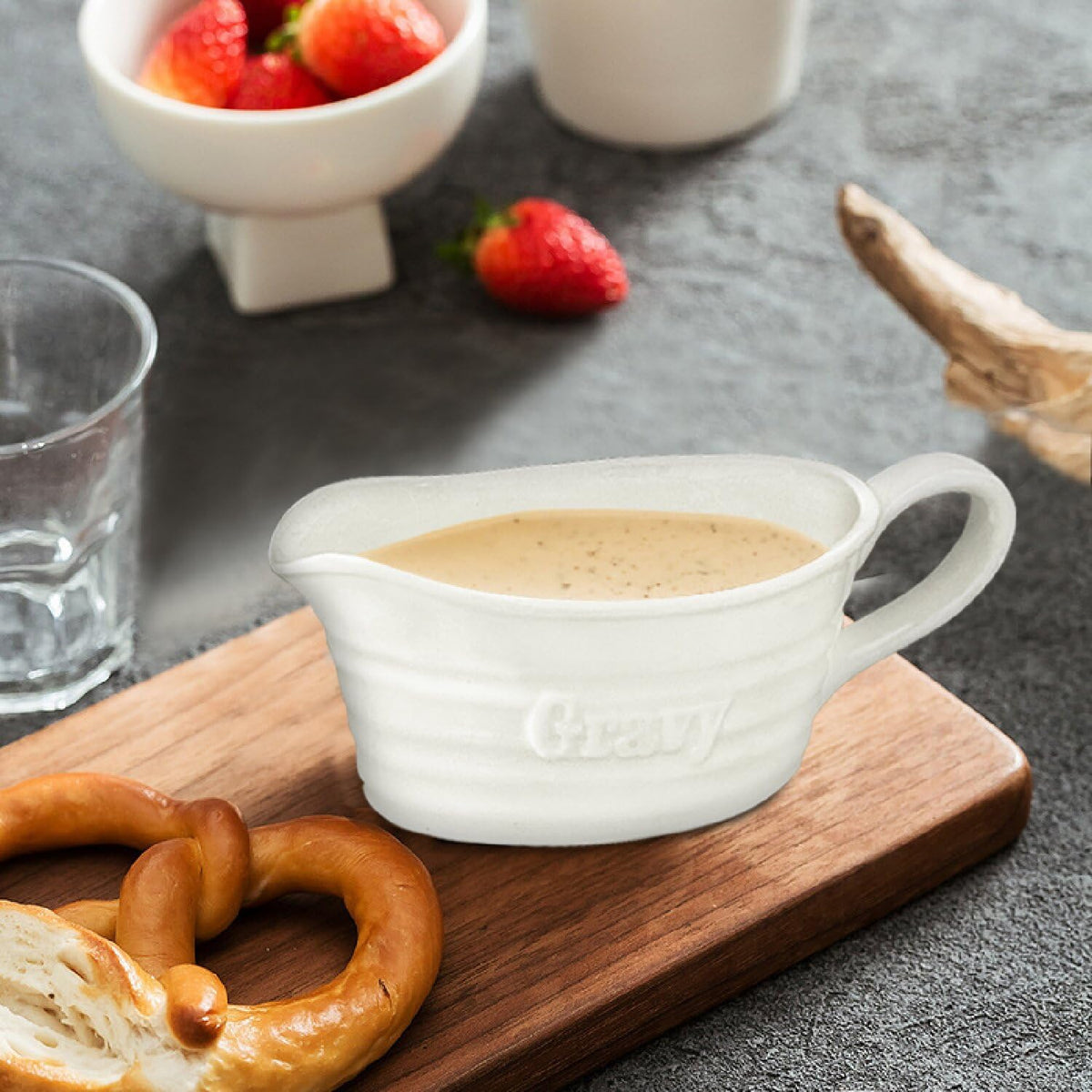 Qlans Ceramic Gravy Boat, 18 Ounces, White