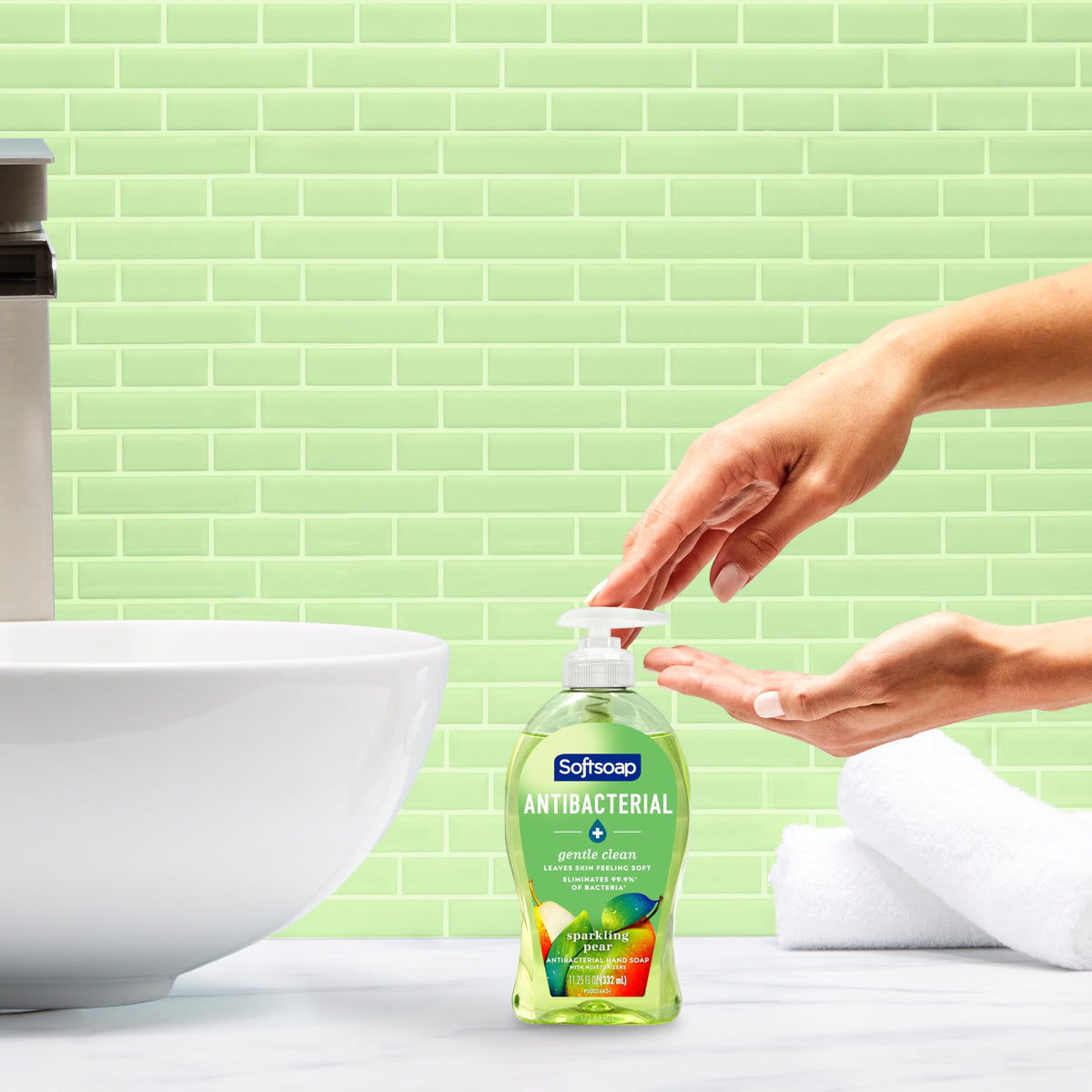 Softsoap Sparkling Pear / 11.25 Fl Oz (Pack of 6) / Green Hand Wash