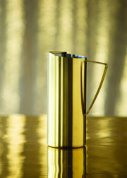 Water Pitcher by Service Ideas – 64 Ounces, 64.0 fluid_ounces, Stainless Steel, Vintage Gold, Model X7025BSVG