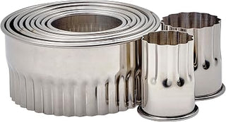 Winco 11pc Cookie Cutter Set, Fluted Round, 1-3/8" to 4" Dia x 2" H, Heavy S/S, 1, silver