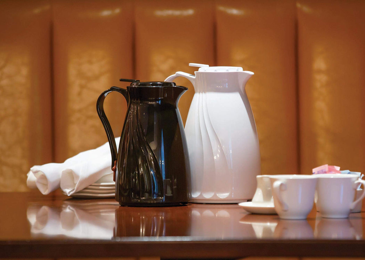 Service Ideas Black / 40.6 Ounces / 1.2 liters Carafes