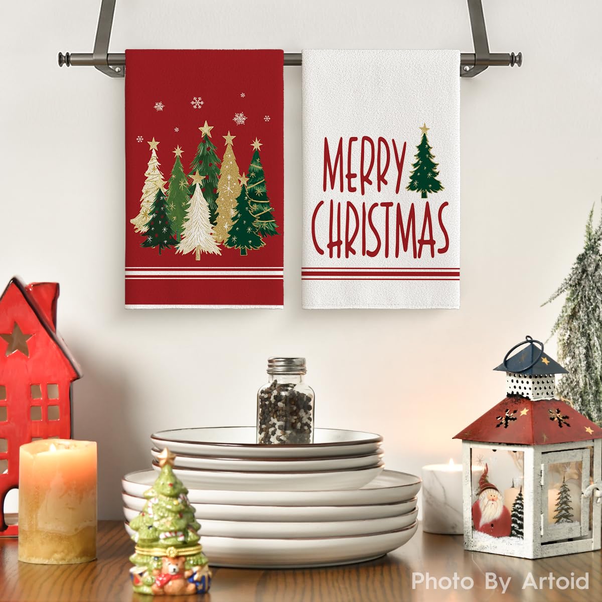 Artoid Mode Christmas Kitchen Towels, Red Star Sleigh Print, Set of 4