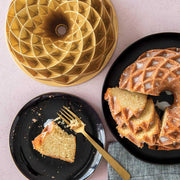 Jubilee Gold Bundt® Pan by Nordic Ware – Medium, 2.5 liters, Aluminum, Gold, Model NW88377