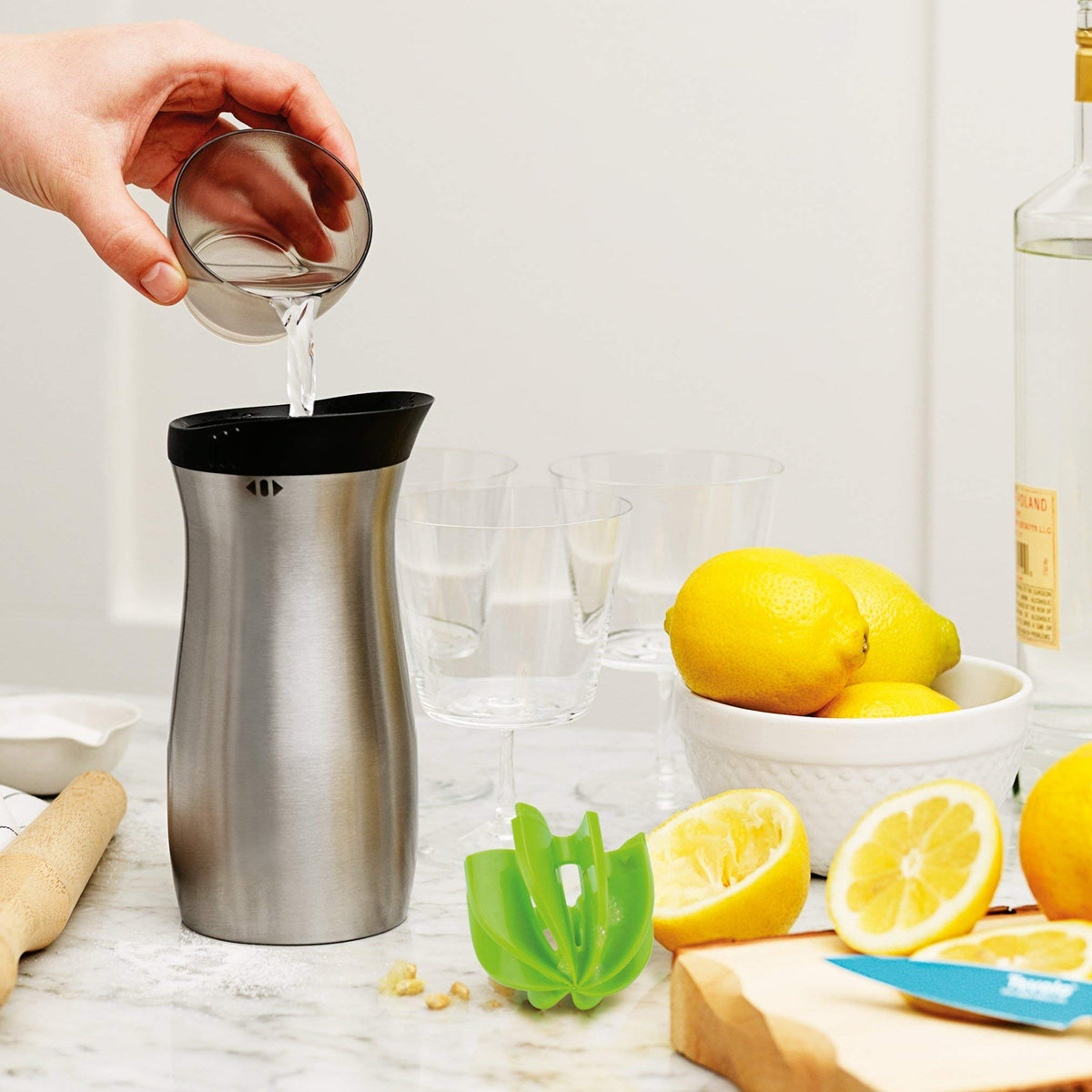 Cocktail Shaker Barware Stainless, 1 Count by Tovolo – One Size (Pack of 1), 24 ounces, Stainless Steel, Model 81-9264