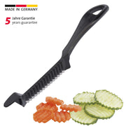 Crinkle Cutter Garnetta by Westmark – 8.5 x 2.7 x 2 inches, 0 liters, Stainless Steel, Black, Model 31202260