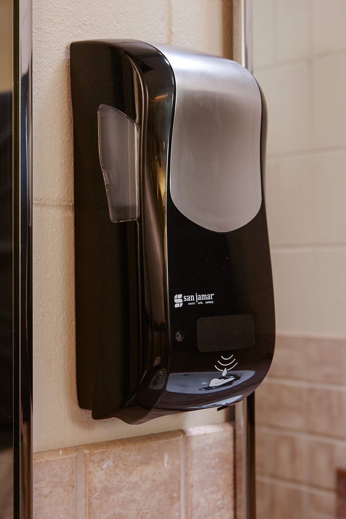 Rely Hybrid Liquid Soap Dispenser by San Jamar – 900.0 milliliters, Metal, Black, Model SH970BKSS