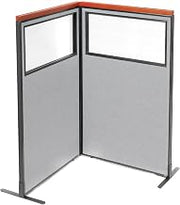 Global Industrial 36-1/4"W x 61-1/2"H Deluxe Freestanding 2-Panel Corner Divider with Partial Window, Gray