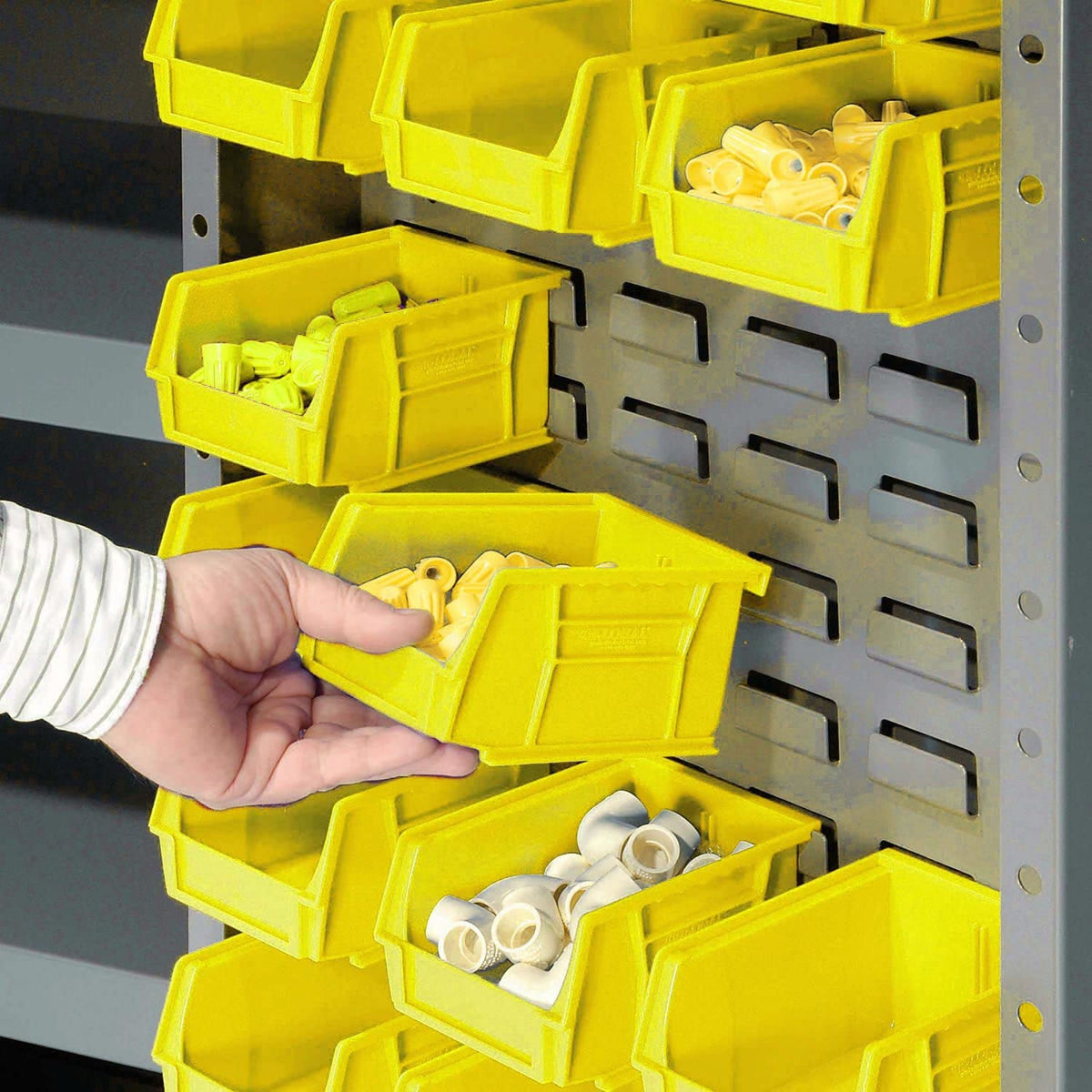 Global Industrial Yellow / Industrial / 1 Storage Cabinets
