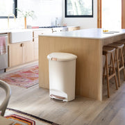 simplehuman Step-On Trash Can - photo 6