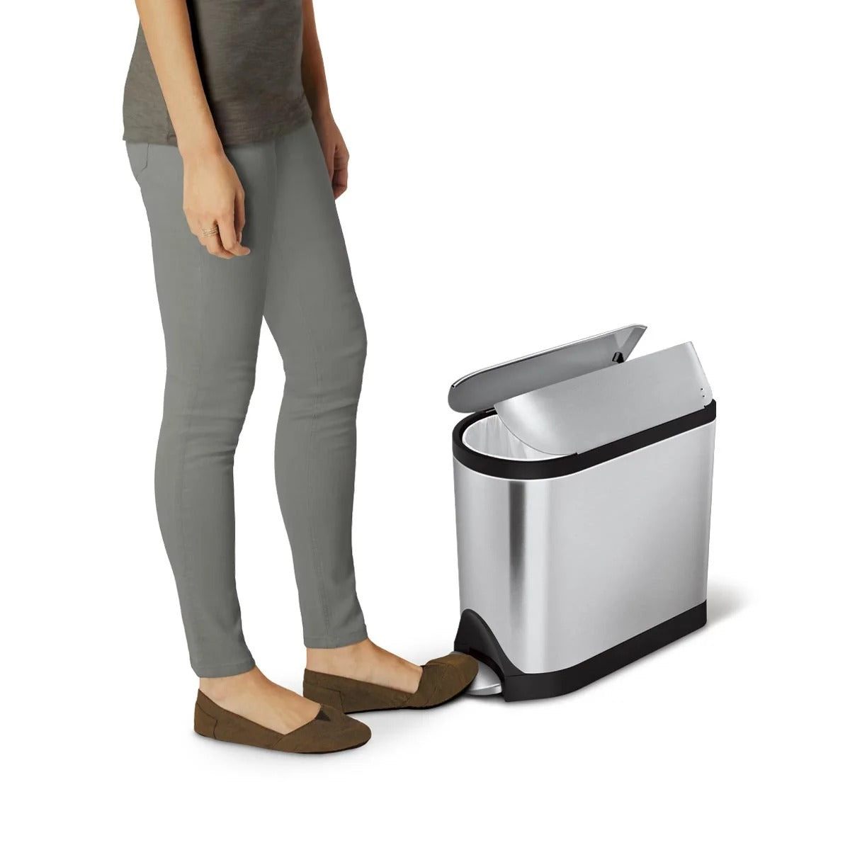 simplehuman CW1899 Stainless Steel Step-On Trash Can, 2.6 gal., Silver - photo 5