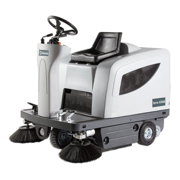 Advance by Nilfisk Ride-On Sweeper, 18.5 gal., Gray - 310 Wet