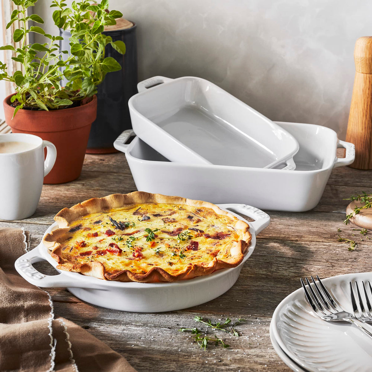 Ceramic Bakeware-Pie-Pans Dish by STAUB – 9-inch, 9 inches, Ceramic, White, Model 40508-616