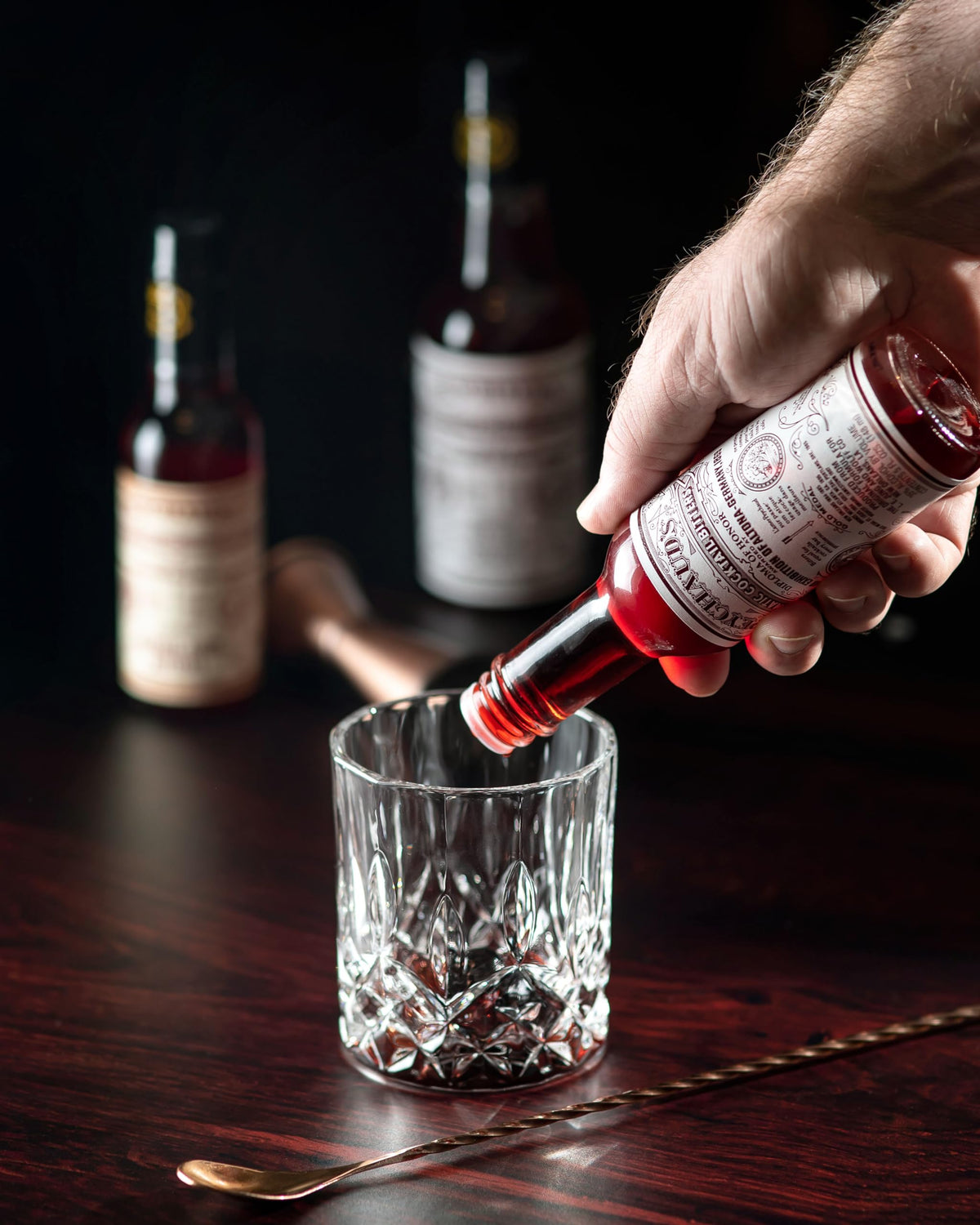 Aromatic Cocktail Bitters - 10 Ounce Bottle - PACK OF by PEYCHAUD'S – Commercial Grade