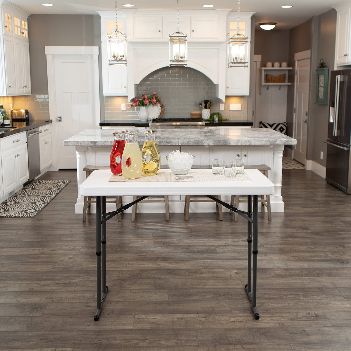 LIFETIME White Granite / Table / 4-Foot Folding Tables