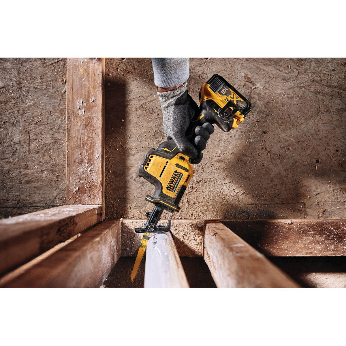 ATOMIC 20V MAX* Reciprocating Saw by DEWALT – One Size, Blend, Multi, Model DCS369B