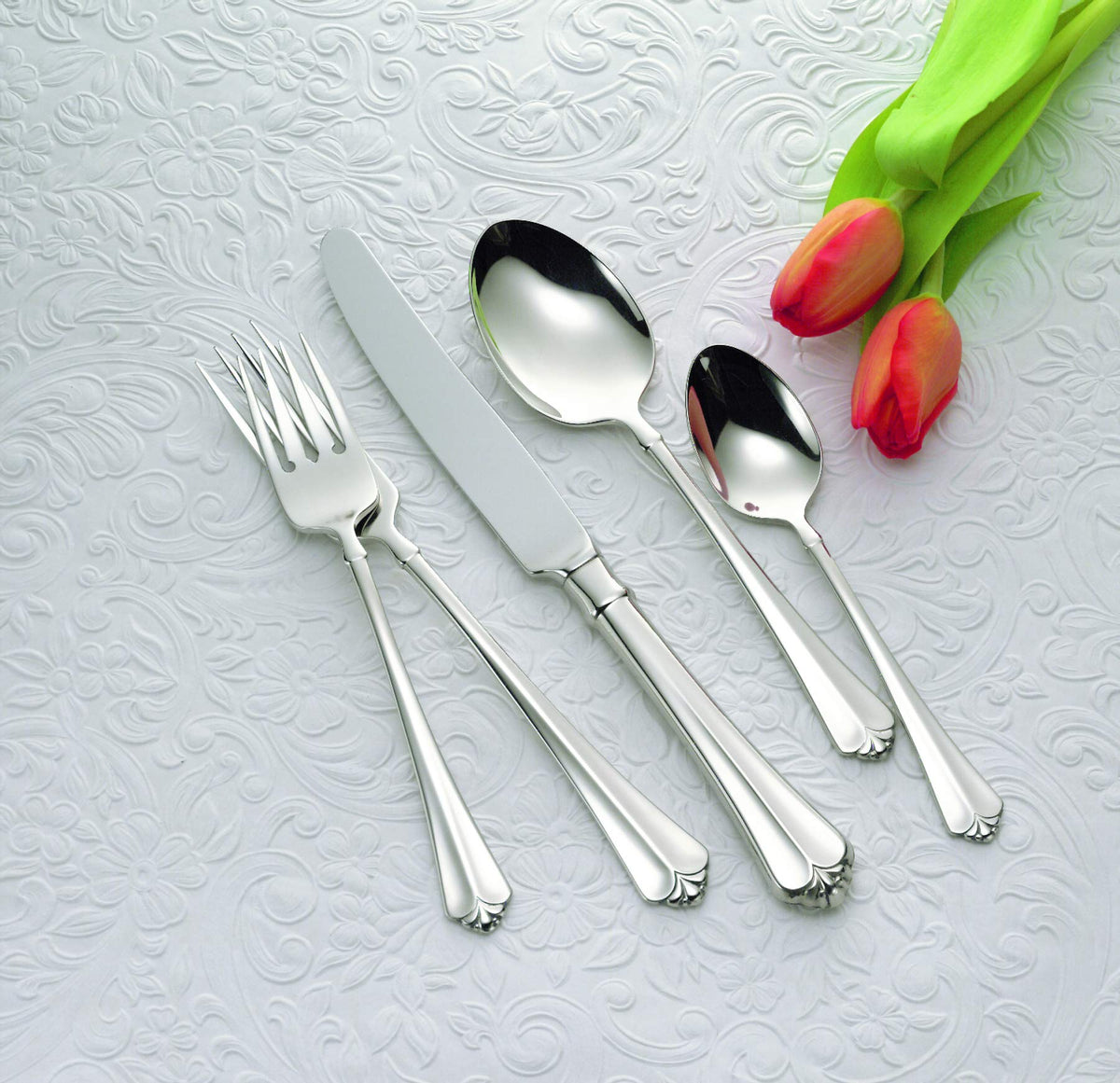Foodservice Juilliard Dessert Spoon (Set of 36) Stainless Steel by Oneida – 36, Stainless Steel, Pack of 12, Model 2273SDEF