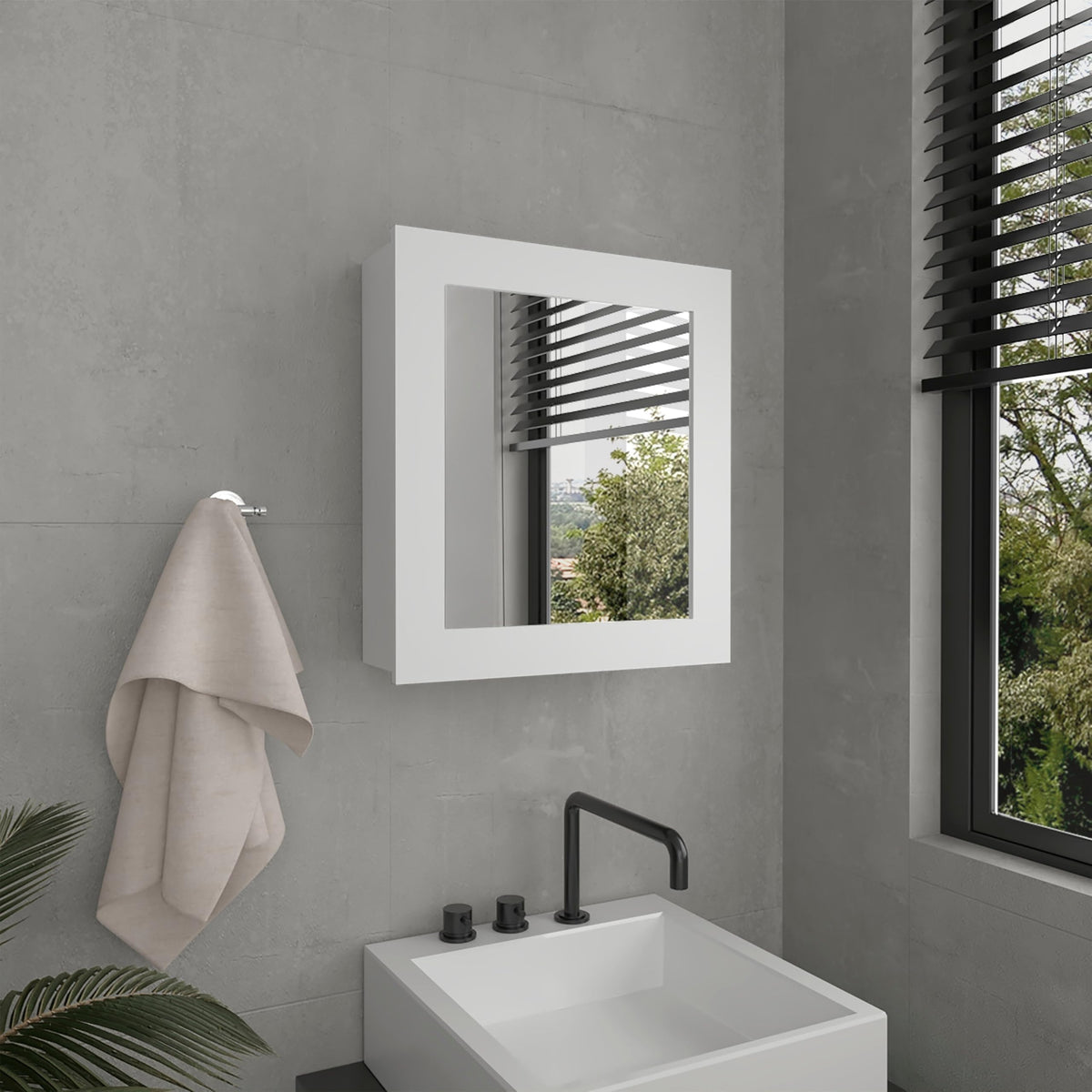 Tuhome White / Modern / 1 Medicine Cabinets