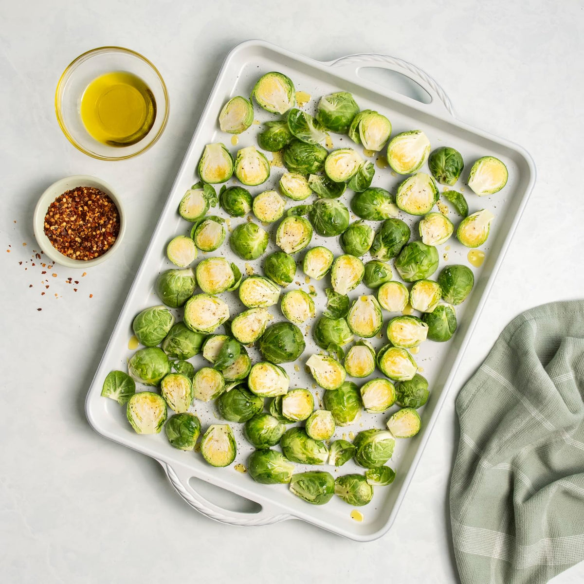 Cardamom Large Baking Sheet by Nordic Ware – Baking Sheet, Aluminum, Green, Model 71957AMZM