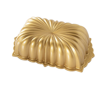 Classic Fluted Loaf Pan by Nordic Ware – 6 Cup, 6.0 cups, Aluminum, Gold, Model 81677