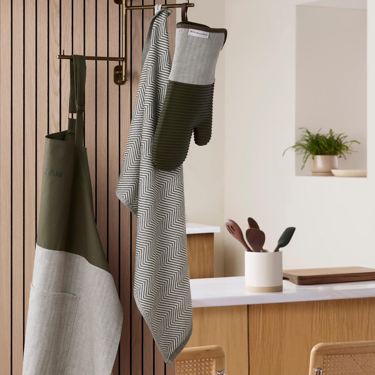 KitchenAid Evergreen Textured Towels, Oversized 18x28 Inch, Deep Forest Green 3-Pack