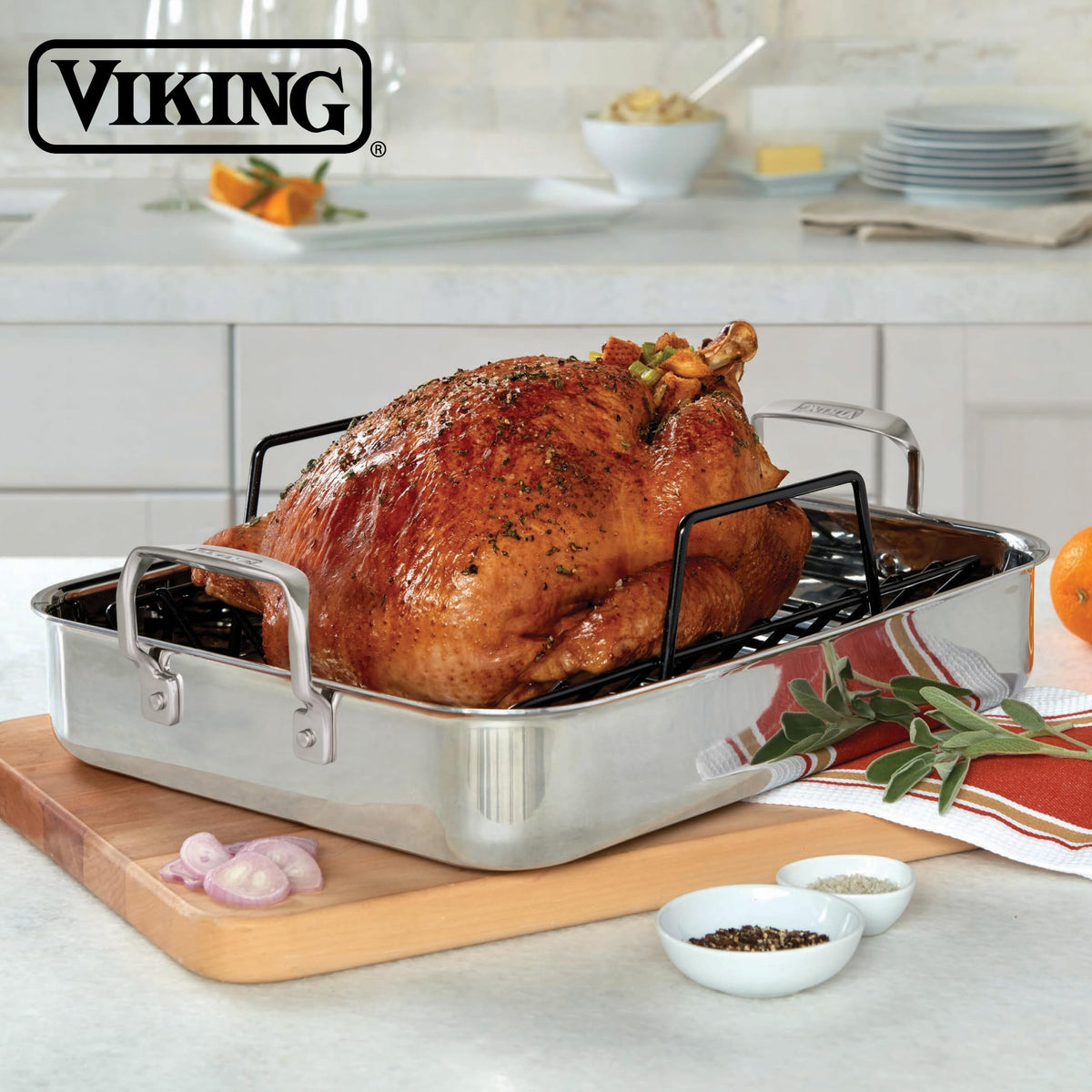 Viking Stainless Steel Roasting Pan with Rack, 16 x 13 Inch, Silver